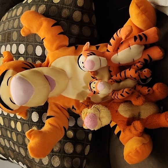 Vintage Tigers - Picture 1 of 8